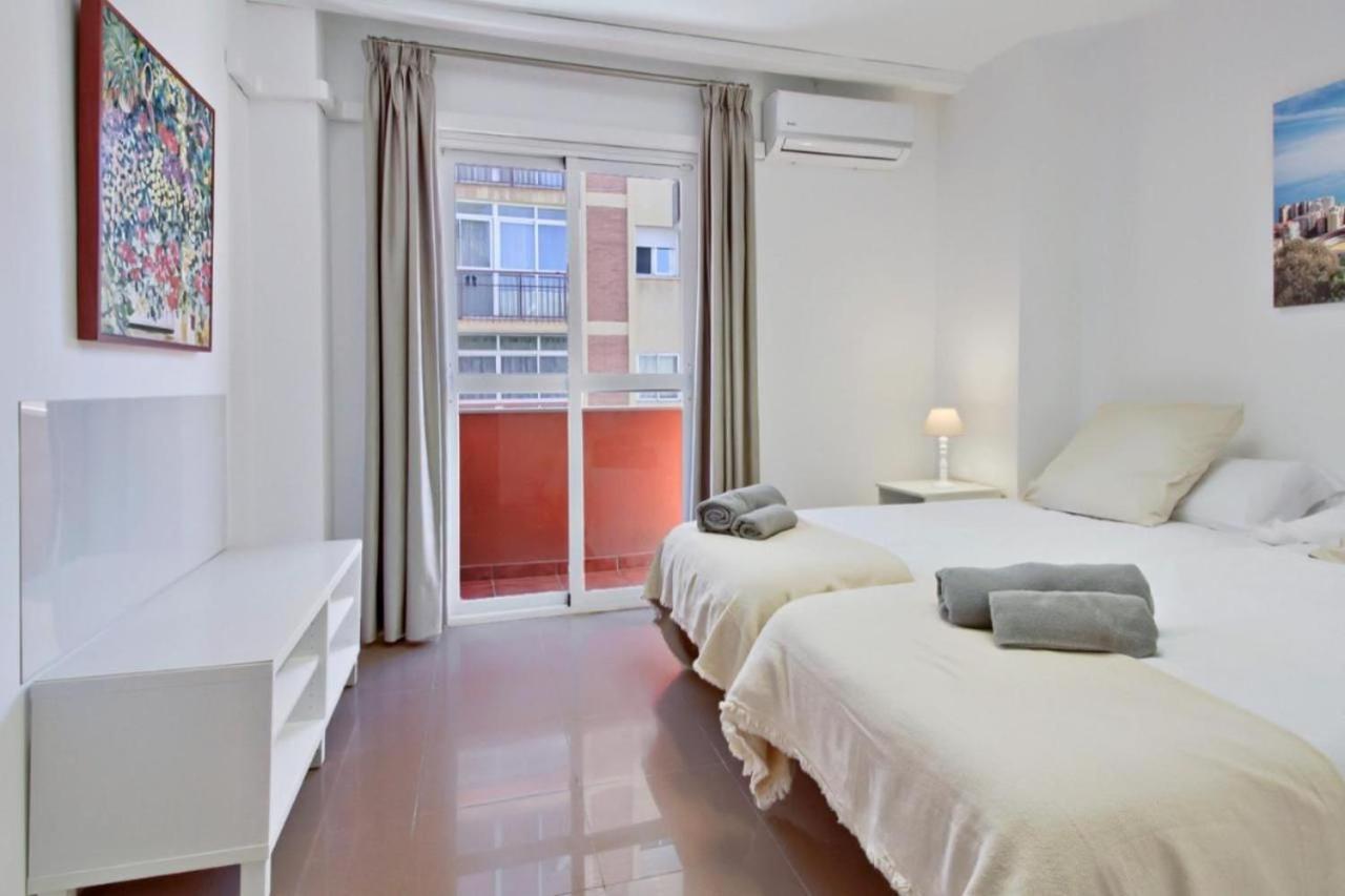 Appartement Amplio Piso Con Terraza à Málaga Extérieur photo